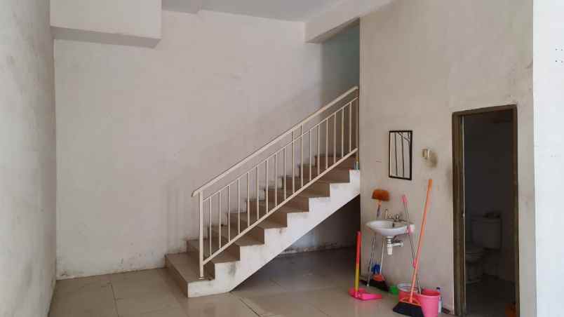 dijual ruko gudang kantor raya kuwukan