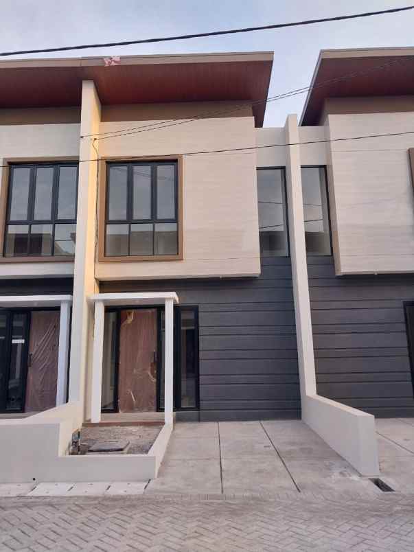 dijual rumah alana regency gunungsari indah