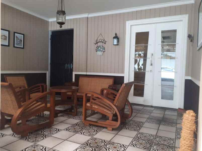 dijual rumah area turangga