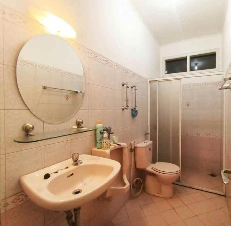 dijual rumah awiligar cigadung