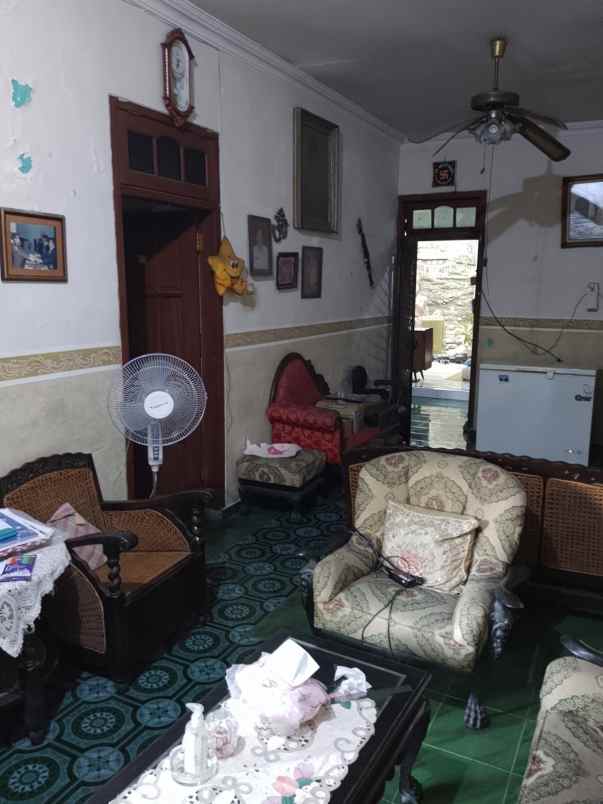 dijual rumah babatan pratama