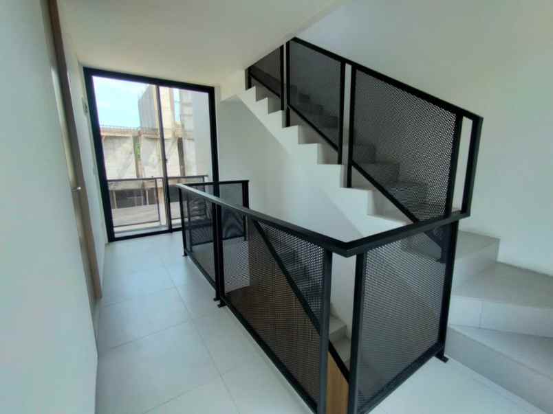 dijual rumah bintaro tangerang selatan