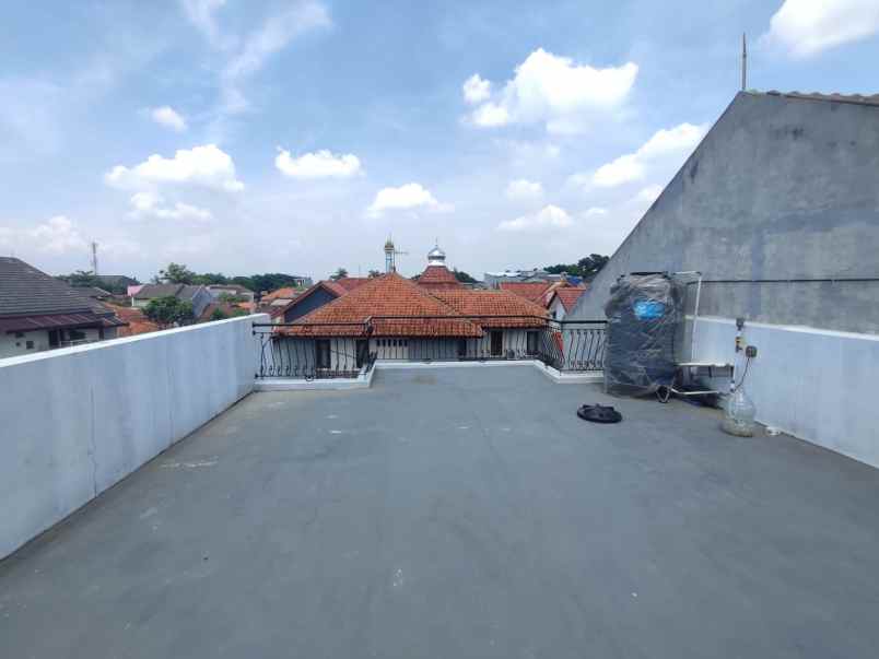 dijual rumah buahbatu