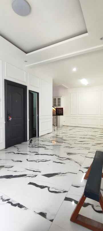 dijual rumah buahbatu