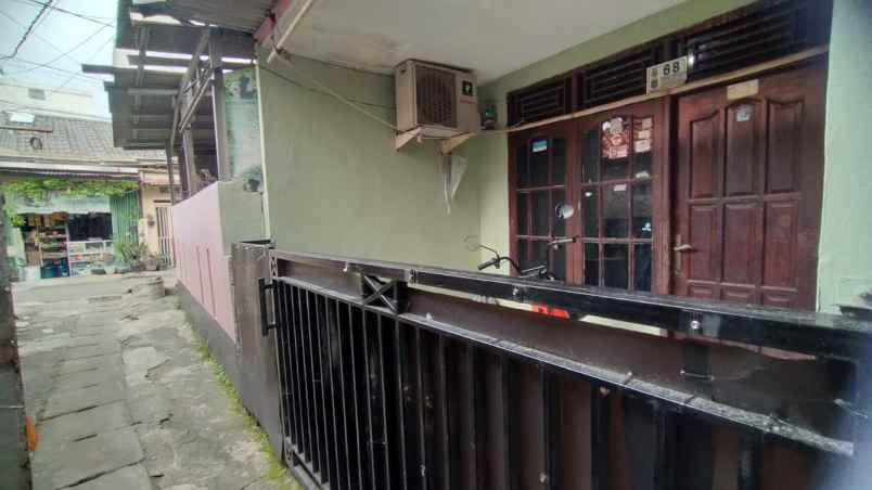 dijual rumah cakra limo cinere depok
