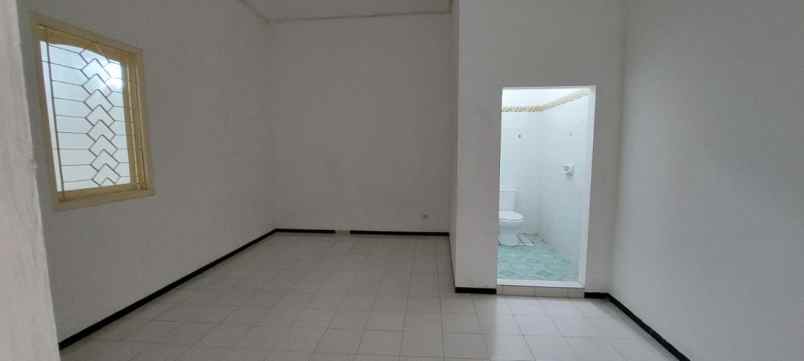 dijual rumah candi lontar