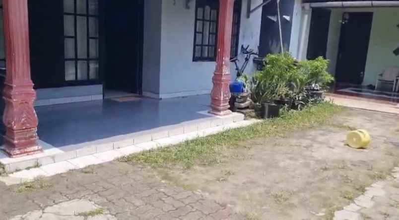dijual rumah cantik dalam komplek di cimanggis depok