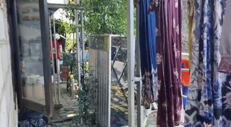 dijual rumah cantik dalam komplek di cimanggis depok