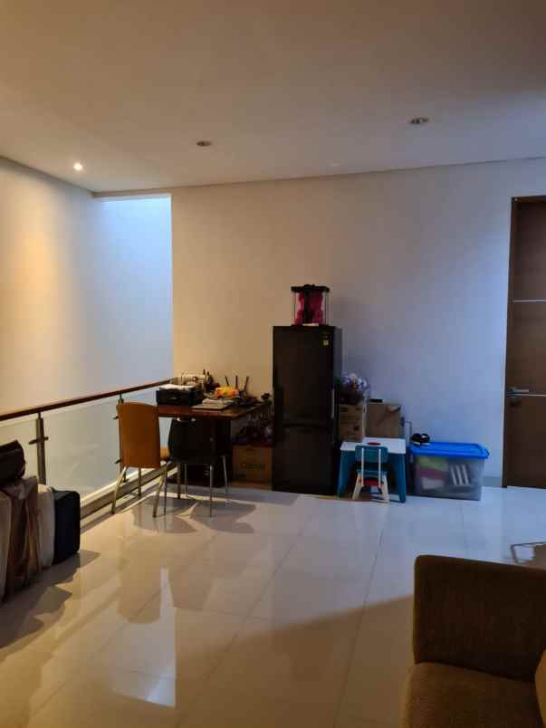 dijual rumah cempaka putih tengah