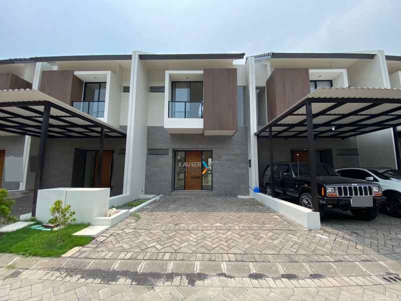 dijual rumah central park juanda