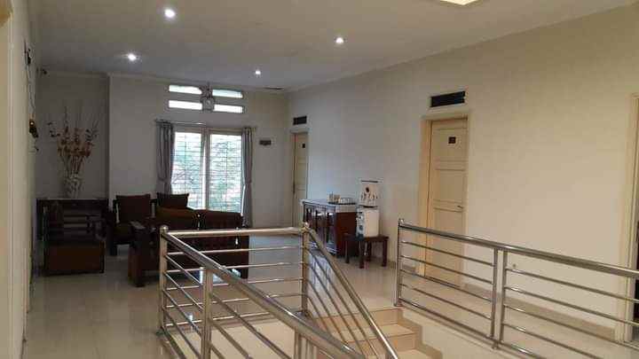 dijual rumah cikutra