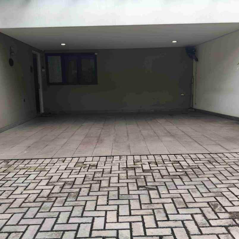 dijual rumah cilandak timur pasar