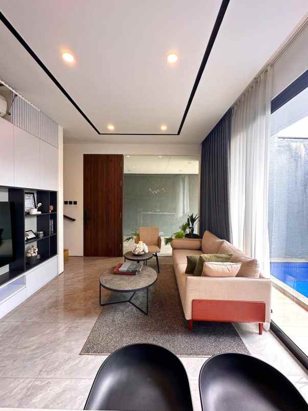 dijual rumah cipinang