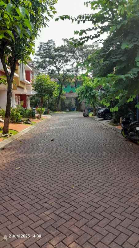 dijual rumah cluster 2 lt di malibu village tangerang