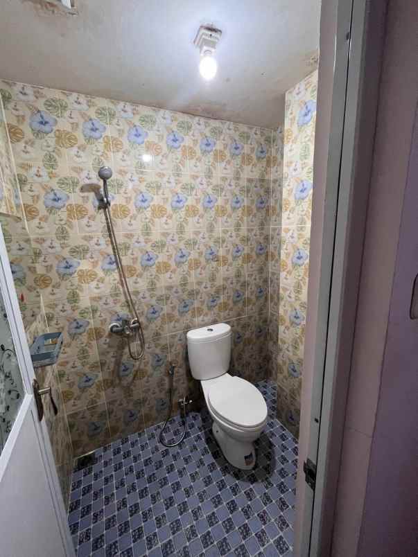 dijual rumah cluster amerika perum kota