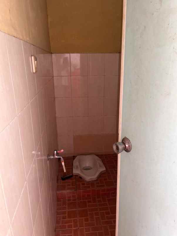 dijual rumah cluster amerika perum kota