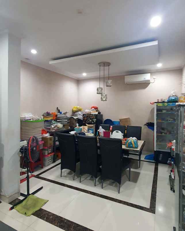 dijual rumah cluster atlanta village