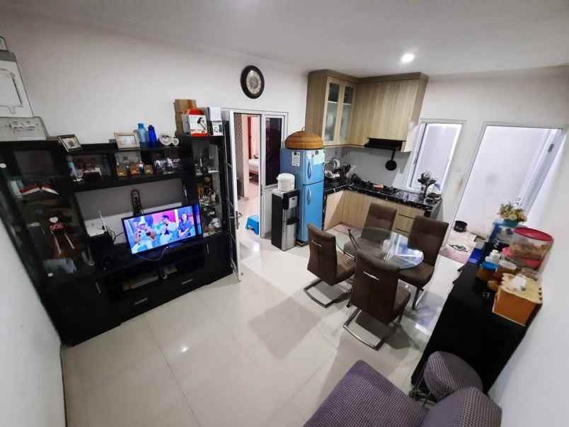 dijual rumah cluster boston village by