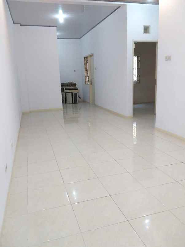dijual rumah cluster boulevard hijau