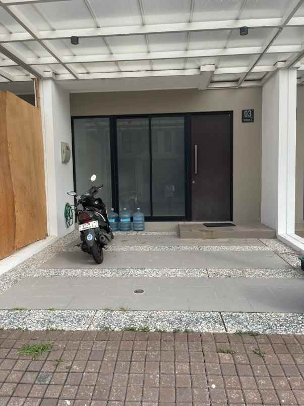 dijual rumah cluster denver pik2