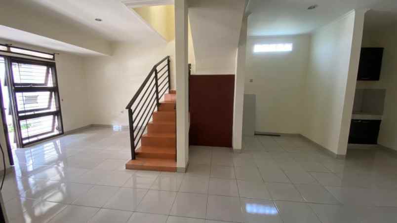 dijual rumah cluster gallery kawaluyaan