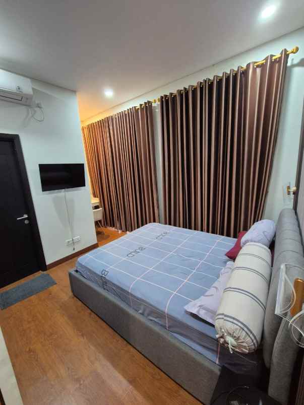 dijual rumah cluster la seine jgc