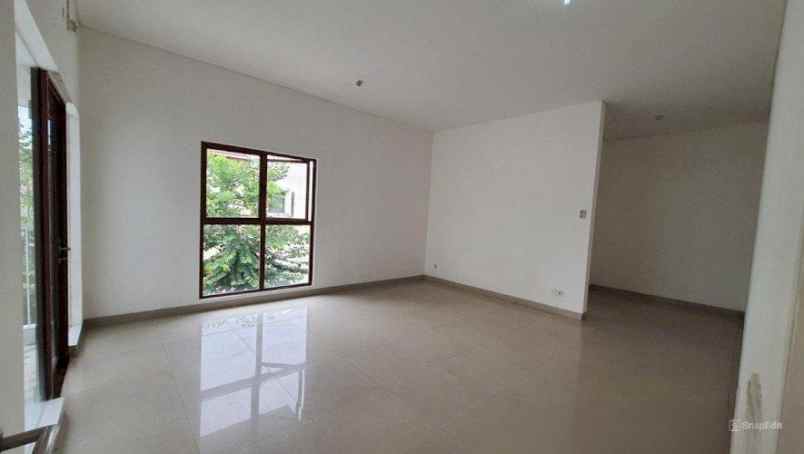 dijual rumah cluster lantana jgc