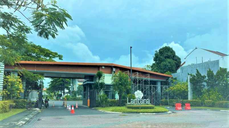 dijual rumah cluster lantana jgc