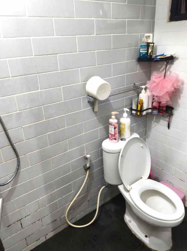 dijual rumah cluster lavesh harapan