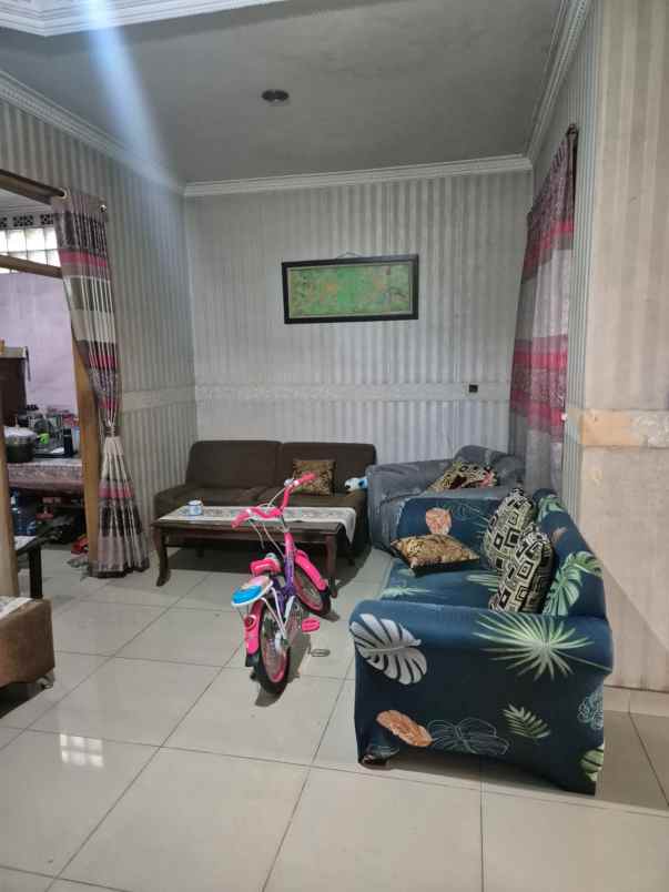 dijual rumah daerah margahayu raya buah batu