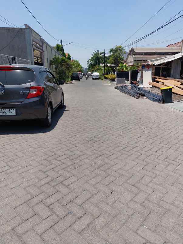 dijual rumah dharmahusada