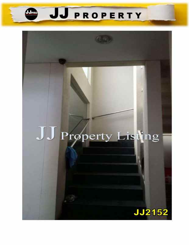 dijual rumah di kembangan puri indah