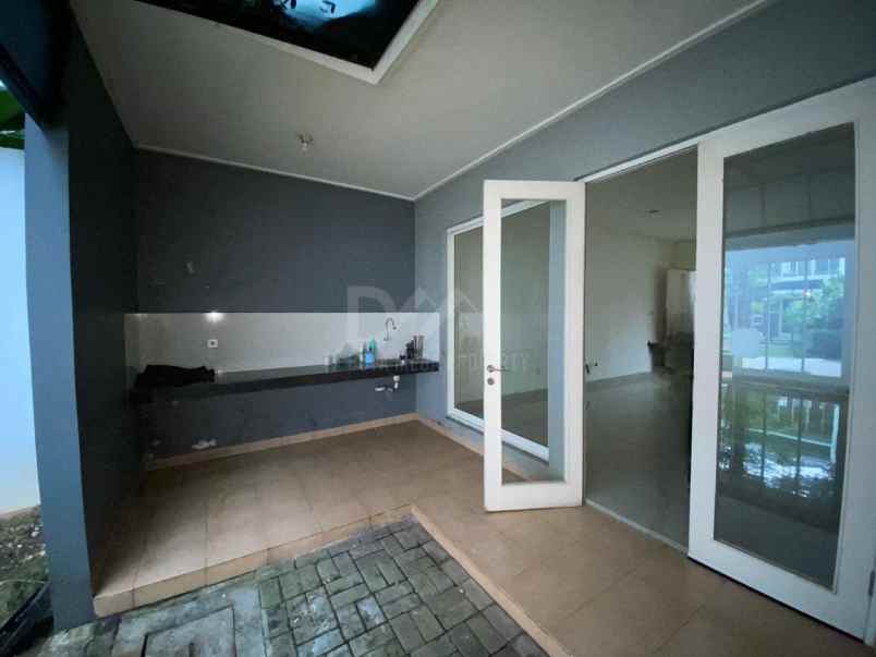 dijual rumah di residence one bsd city