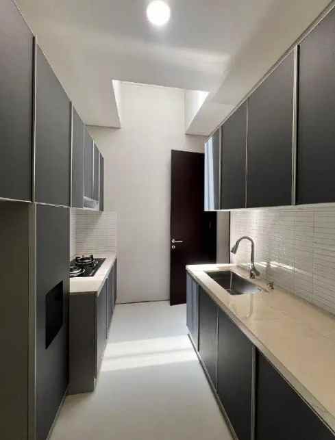 dijual rumah dian istana