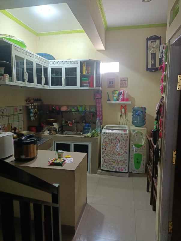 dijual rumah diperumahan griya salak endah