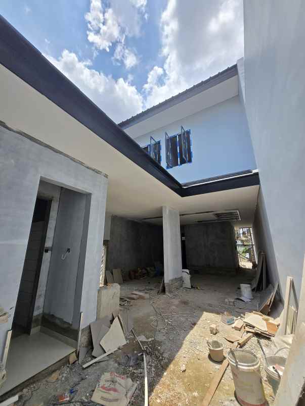 dijual rumah duren sawit jaktim