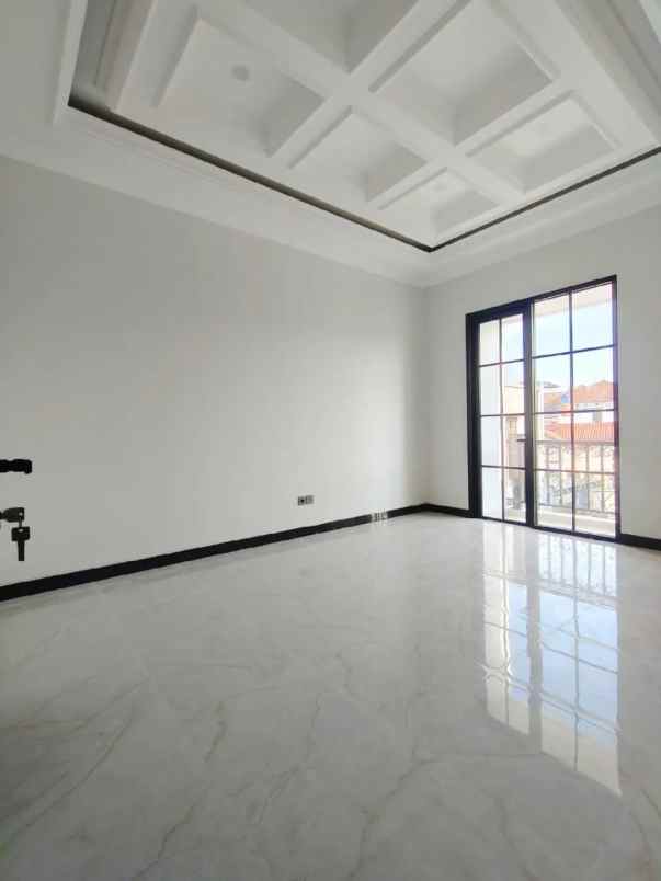 dijual rumah duren sawit jaktim