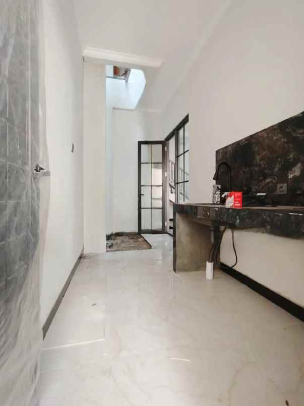 dijual rumah duren sawit jaktim