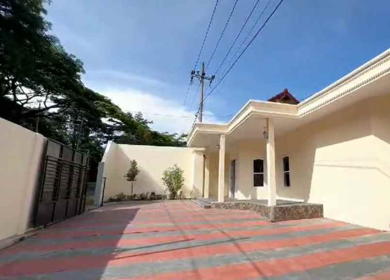 dijual rumah duren sewu