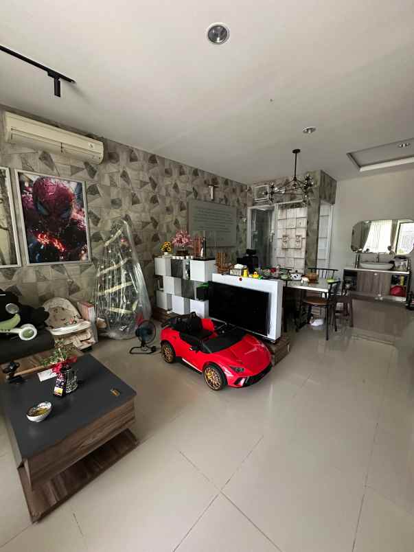 dijual rumah garden city