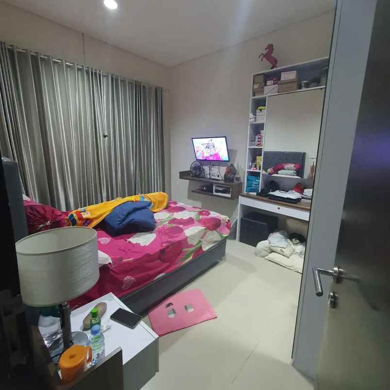 dijual rumah garden city