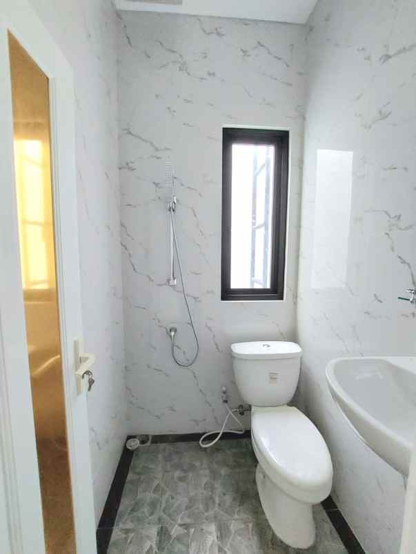 dijual rumah graha bintaro jaya