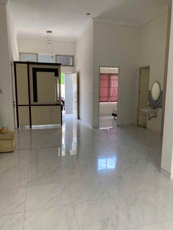 dijual rumah graha sentosa