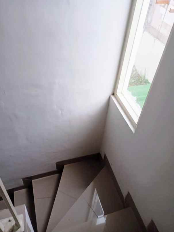 dijual rumah grand salt village