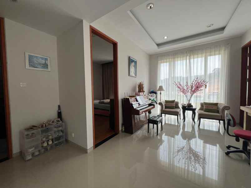 dijual rumah grand summit batam
