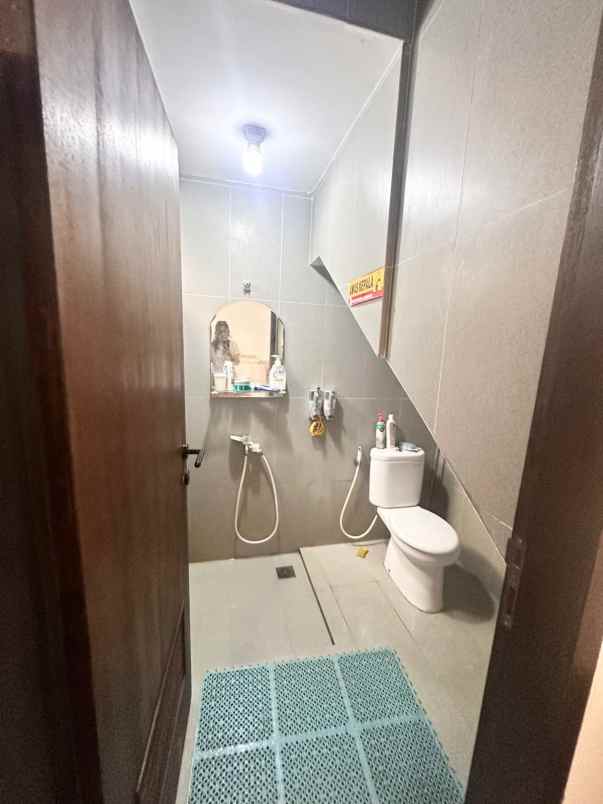 dijual rumah green lovina residence gandul