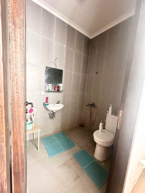 dijual rumah green lovina residence gandul