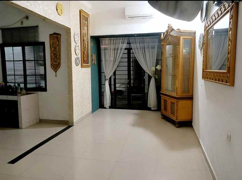 dijual rumah griya indah serpong