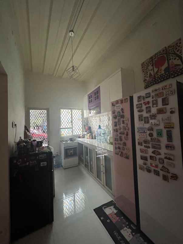 dijual rumah howitzer raya 12