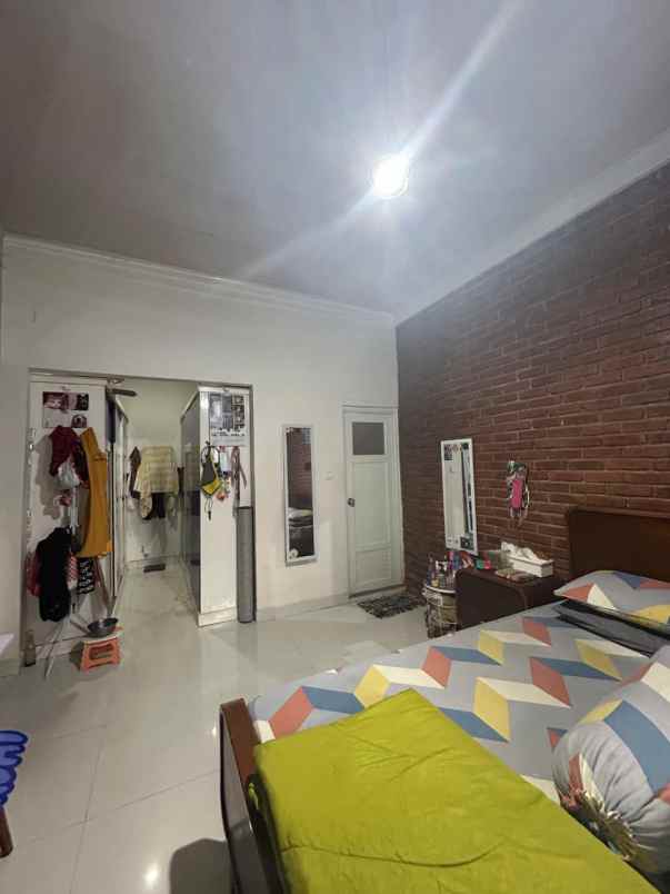 dijual rumah howitzer raya 12